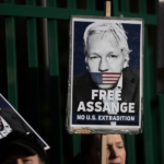 Salviamo Assange, l’uomo che fa tremare i potenti