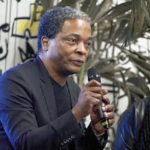 Simon Njami: La decolonizzazione culturale dell’Africa è incompiuta