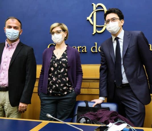 «Contro greenwashing e finto ambientalismo». Alla Camera nasce “Facciamo eco”, il gruppo ecologista