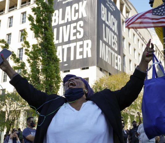 L’agente che ha ucciso Floyd è colpevole: il senso di una sentenza storica