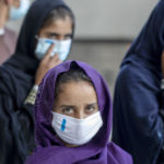 Tanto per sporcare la narrazione