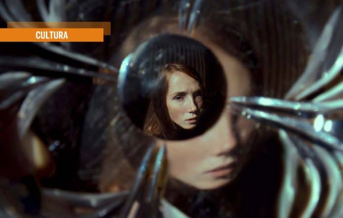 Federica Belli_The lens