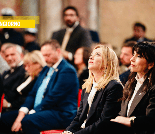 Il genocidio stanca, ma non il servilismo