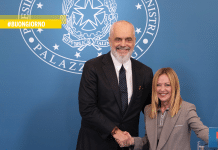 Piva nel sacco a Villa Pamphilj: il grande naufragio albanese