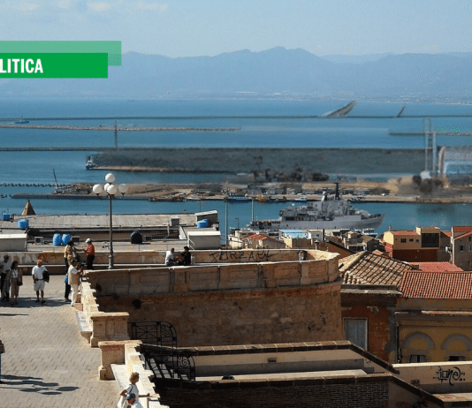 Cagliari dice stop alle armi in porto, ma il governo raddoppia la fabbrica di bombe