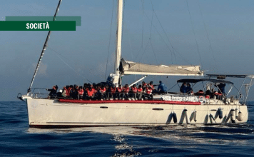 La frontiera che l’Europa vuole nascondere. Su Mediterranea con Mimmo Risica, il medico che arriva dove la politica ha fallito
