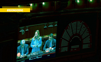 Il Giano bifronte di Palazzo Chigi