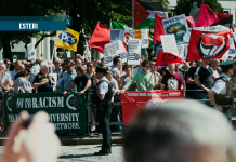Violenza xenofoba a Belfast. Sinn Féin in allarme, c’è il rischio di frattura con la sua base popolare