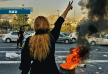 Iran, la guerra contro le donne raccontata dalla regista Raha Shirazi