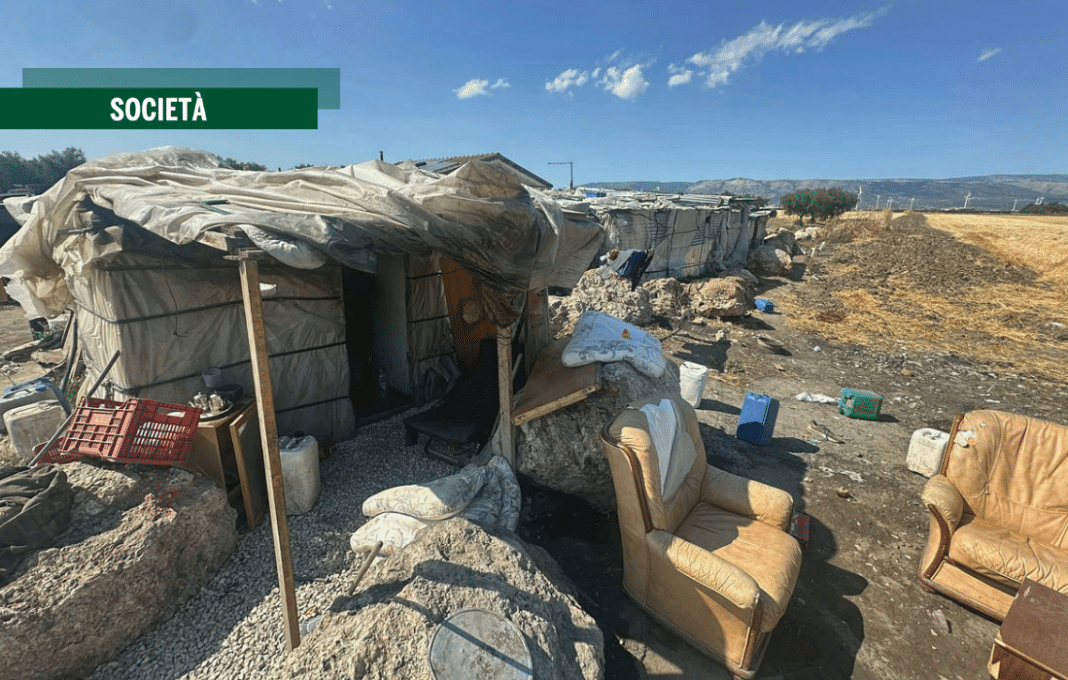 Left rivistaweb_8261