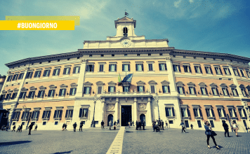 Almeno Cencelli aveva un manuale, questi invece questi hanno solo un padrone